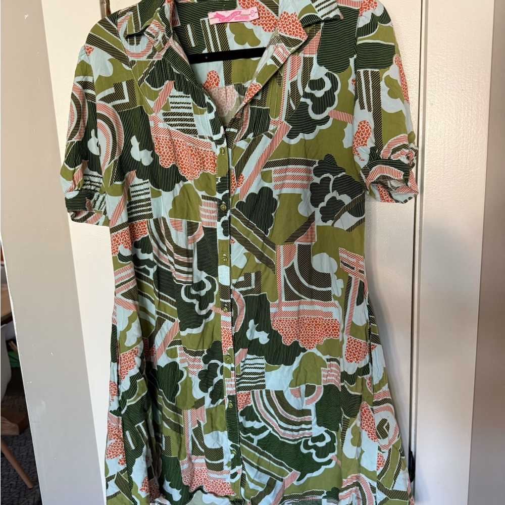 Anthropologie Short Printed Button-Front Mini Dress in Green and Pink - Picture 7 of 7